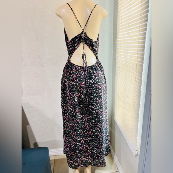 ZAFUL Women's Spaghetti Strap Floral Summer Hollow Twist Front Maxi Dresses Sexy - Picture 9 of 12